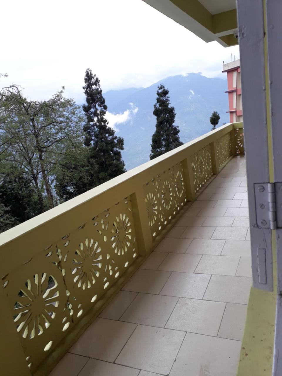 פלינג Hotel Kabur מראה חיצוני תמונה